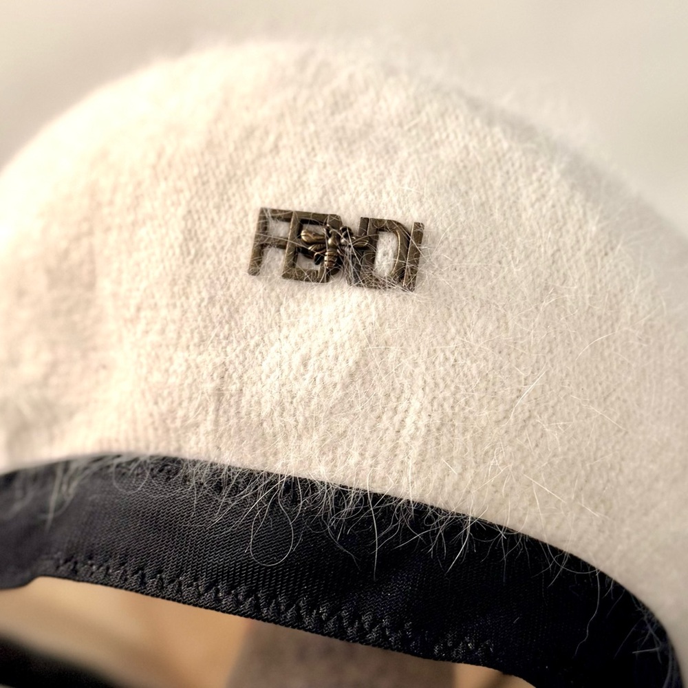 Fend hate white cashmere and black writing